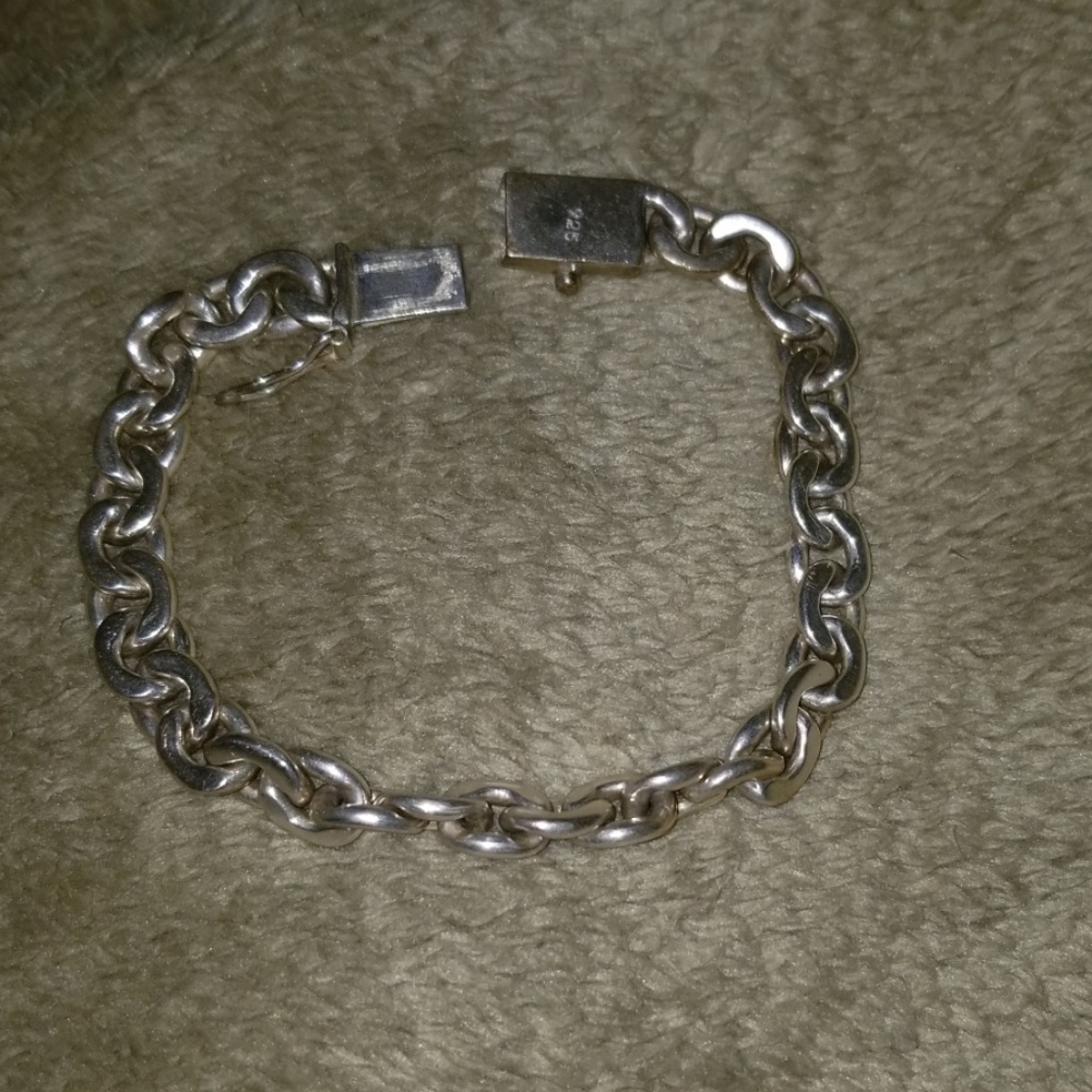Chain link sterling silver bracelet